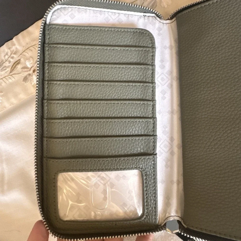 Thirty One 31 All about the Benjamins Wallet Ooh La La Olive  AATB